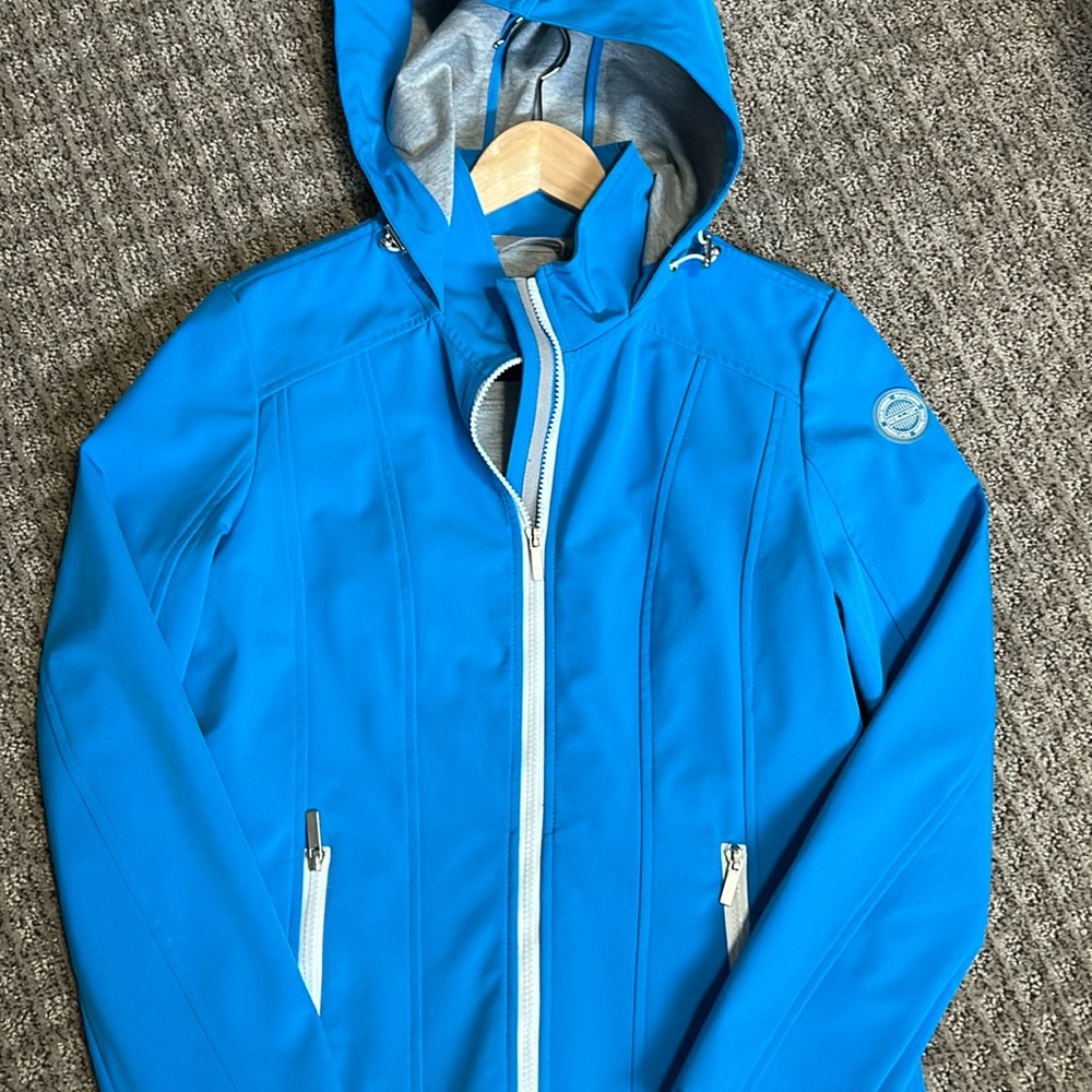 Chillax rain wind Vapor jacket